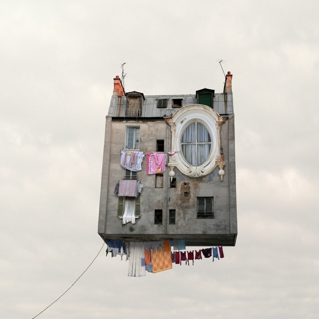 FLYING HOUSES_LAURENT CHEHERE