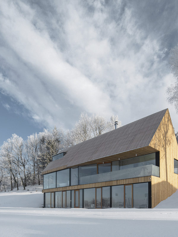 HOUSE in KRKONOŠE, progettata da Fránek Architects